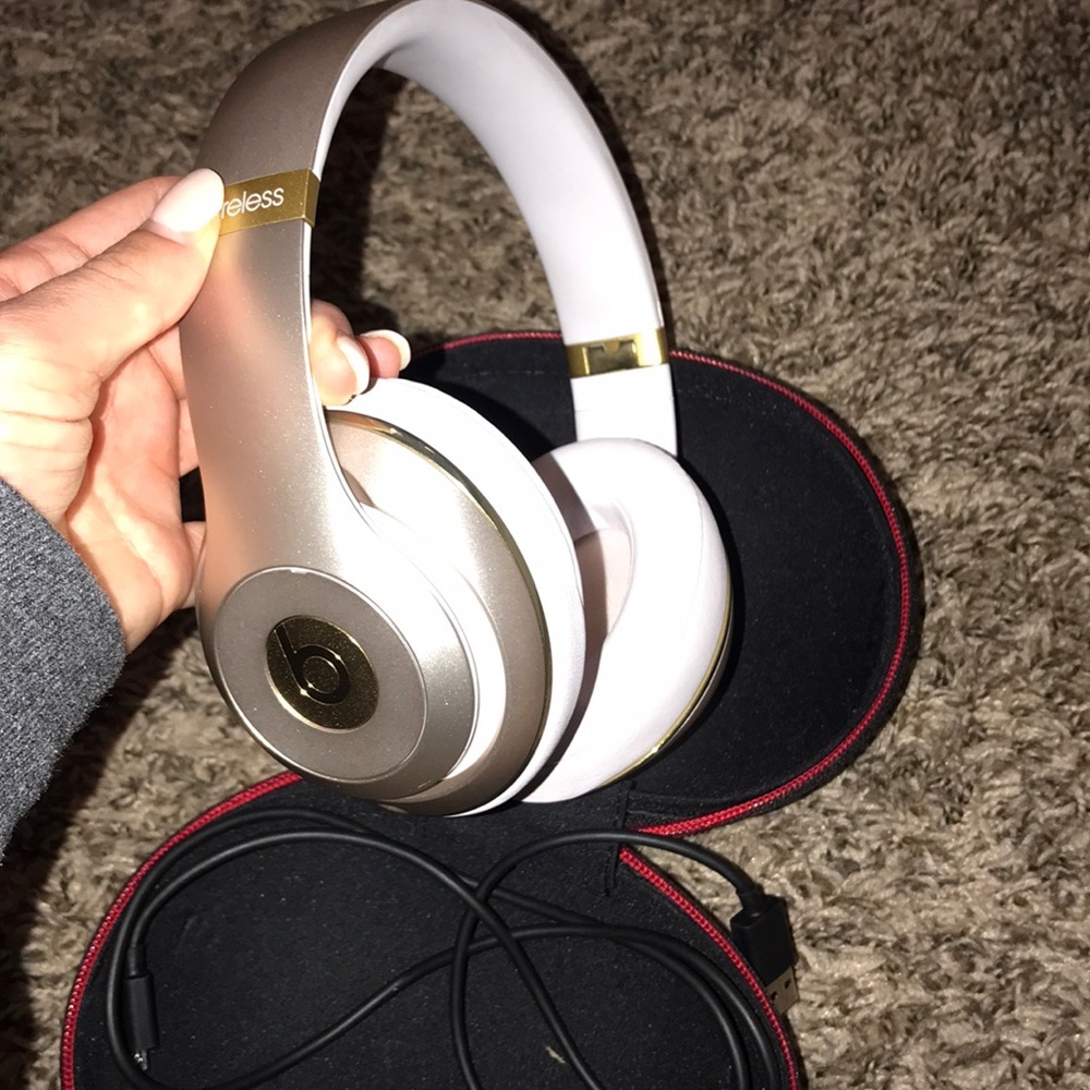 Beats - Picture 4 of 4